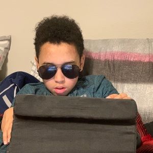 Meet your Posher, Pen